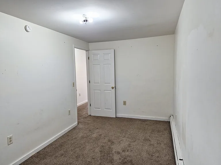 68 Green Pl #1 — Photo 9