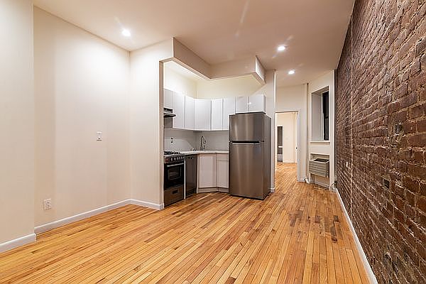 1st image of 309 E 76th St #1FF
