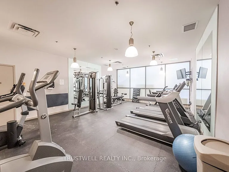 18 Spring Garden Ave #Penthouse 107 — Photo 18