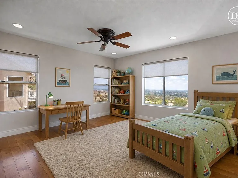 7562 Wiscasset Dr — Photo 12