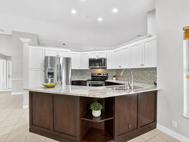 1230 Fairfax Ct — Photo 26