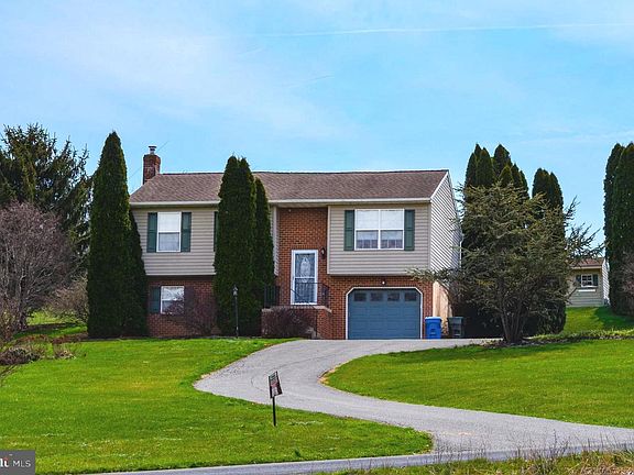 2nd image of 185 Elfner Rd