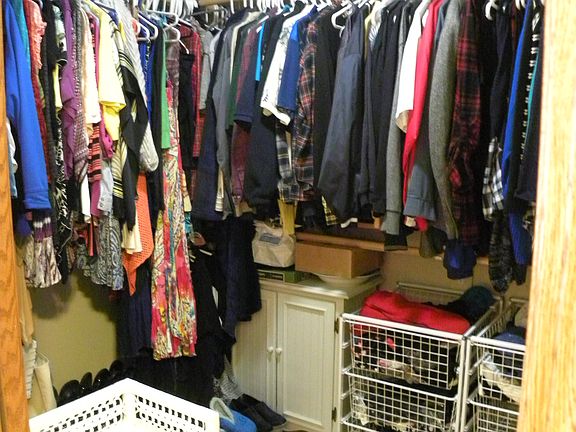 Walk-in closet master bath