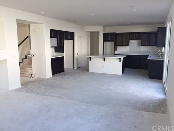 4th image of 15843 Hammett Ct