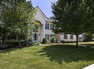 15049 Granada Rd, Leawood, KS 66224