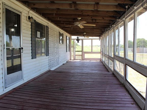 3rd image of 9732 Meadow Ranch Rd