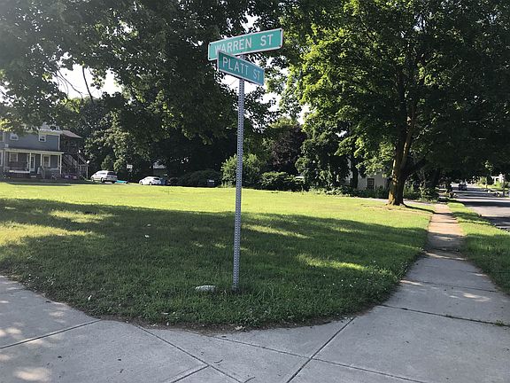 5th image of 216-218 Warren St