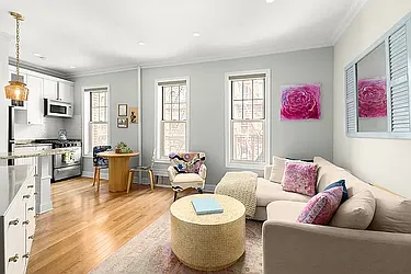 204 West 10th Street