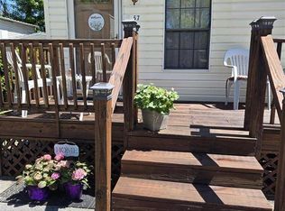 57 Fieldstone Dr, Lafayette, NJ 07848