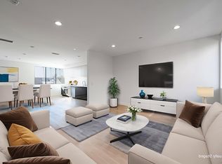 646 1/2 N Commonwealth Ave, Los Angeles, CA 90004