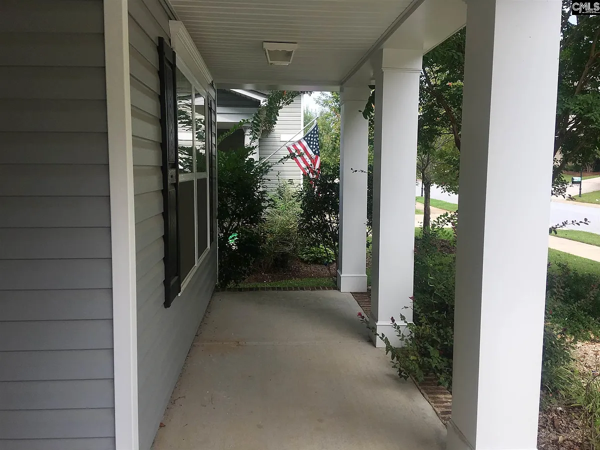 Building Photo - 121 Bartram Way