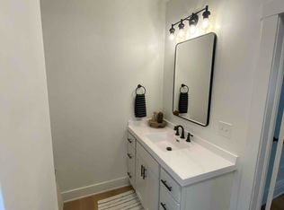 961 Douglas St NW #1, Grand Rapids, MI 49504