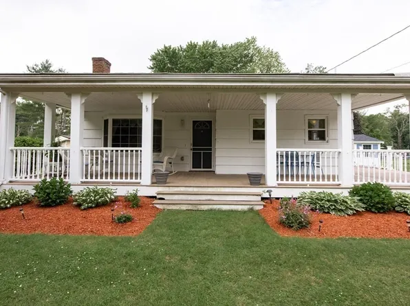 1385 Vernon St, Bridgewater, MA 02324