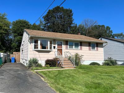 17 Paris Ln, Avenel, NJ, 07001