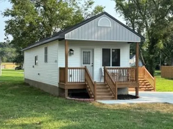 828 Vest Ave, Valley Park, MO 63088