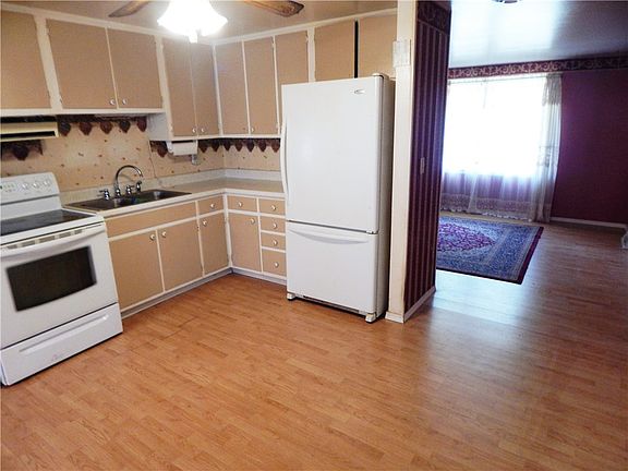 5th image of 1819 Woodbine Dr