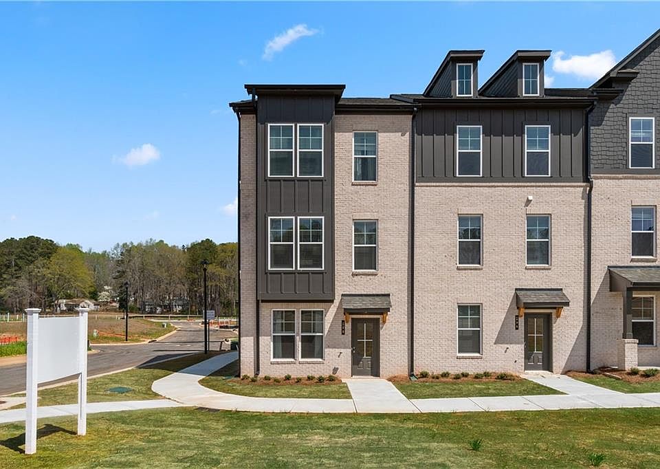 1st image of 1901 Daybreak Ln