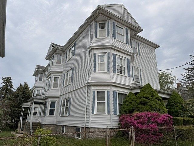 1st image of 76 Globe St
