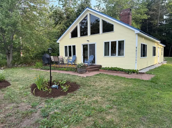 676 S High St, Bridgton, ME 04009
