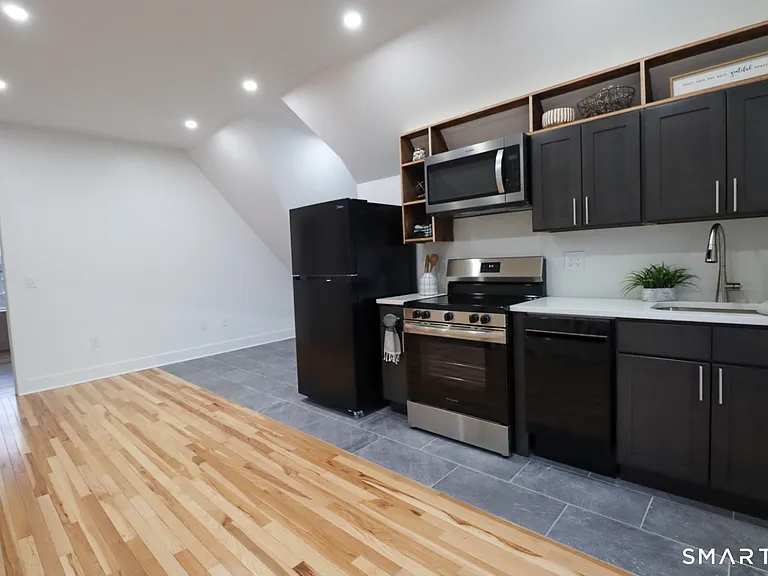 55 Channing St #3 — Photo 4