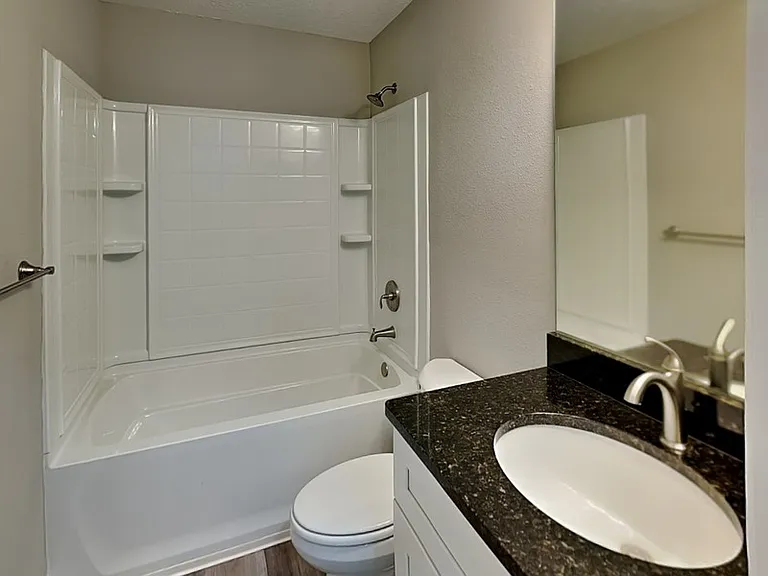 1866 W Hialeah Dr — Photo 10