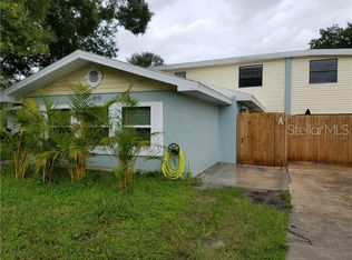 819 10th St SW, Largo, FL 33770