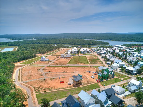 61 Center Ln S, Eufaula, OK 74432