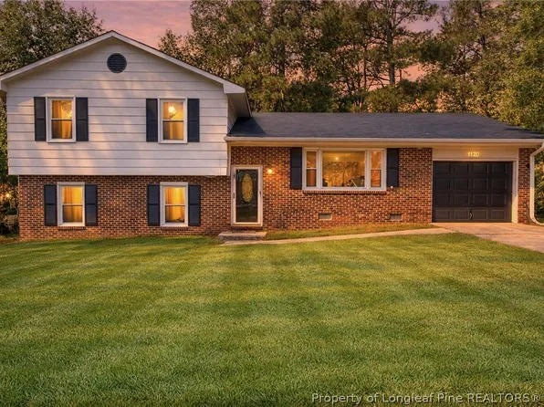 1120 Leslie Dr, Fayetteville, NC 28314
