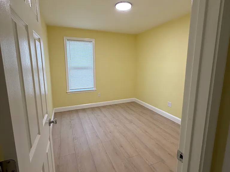 69 Jencks St #1 — Photo 11