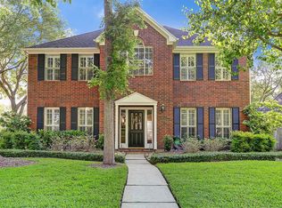 1318 Indian Trail Dr, Sugar Land, TX 77479