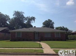 8452 Sweetwood Dr, Dallas, TX 75228