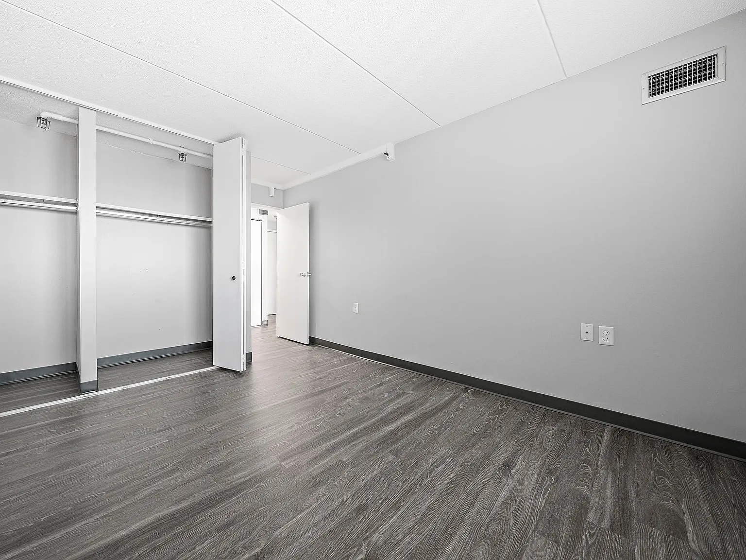 Amy Lowell Apartments — Photo 3