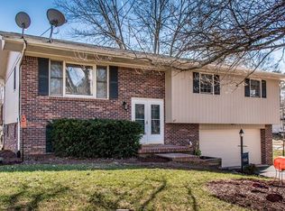 402 Brookhill Dr, Abingdon, VA 24210