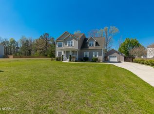 140 Spring Leaf Ln, Jacksonville, NC 28540