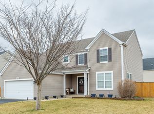 915 Sable Ridge Dr, Joliet, IL 60431