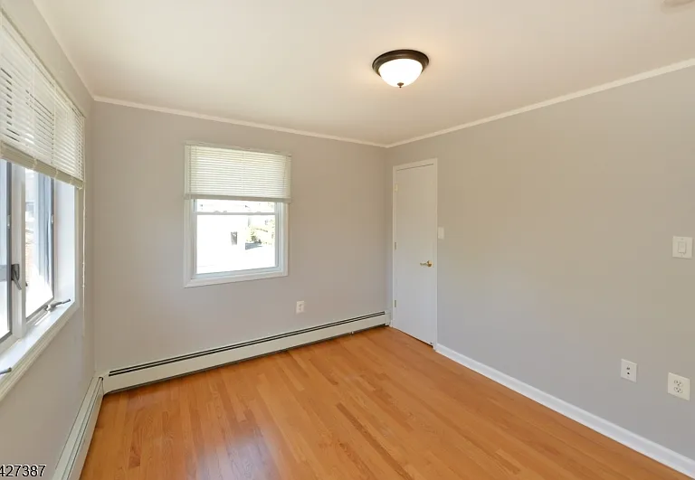 142 Grand Ave #2 — Photo 9
