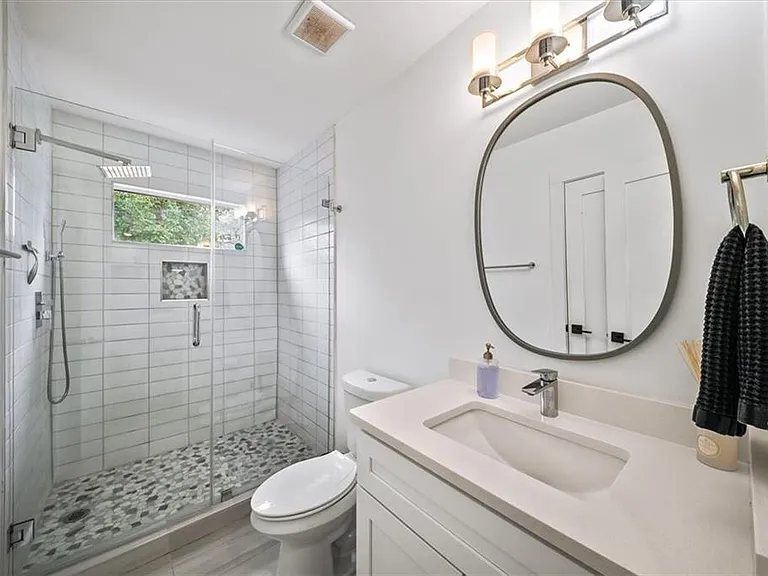 1846 Rogers Ave SW — Photo 16