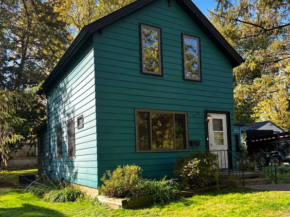 216 Harriet St N, Stillwater, MN 55082