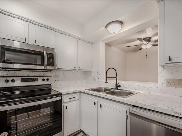 1803 Country Village Blvd, Humble, TX 77338