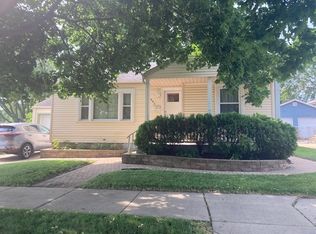 693 Slade Ave, Elgin, IL 60120