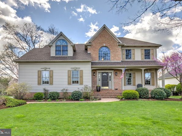 2510 Book Flower Ln, Strasburg, PA 17579