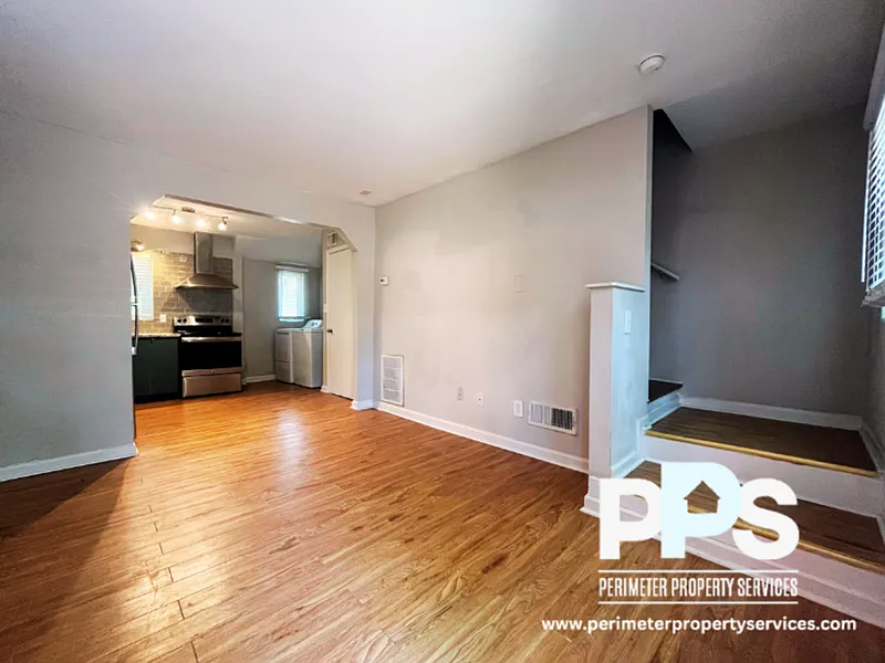 195 Randolph St NE #17