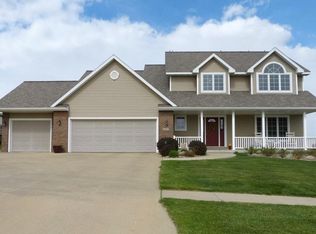 1705 W 4th St, Pella, IA 50219