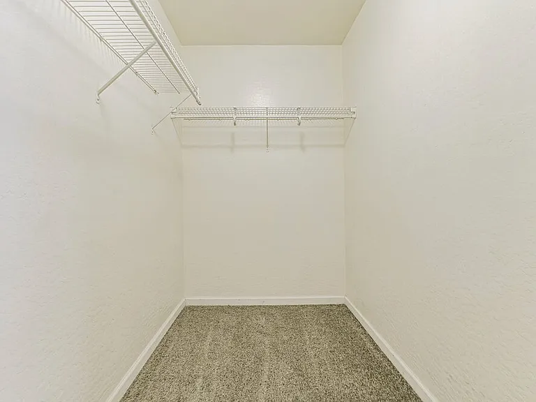 1453 E Kelsi Ave — Photo 12