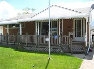 19115 Homeway Rd, Cleveland, OH 44135