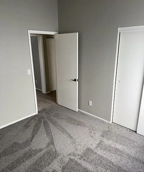 6968 Antell Cir — Photo 17