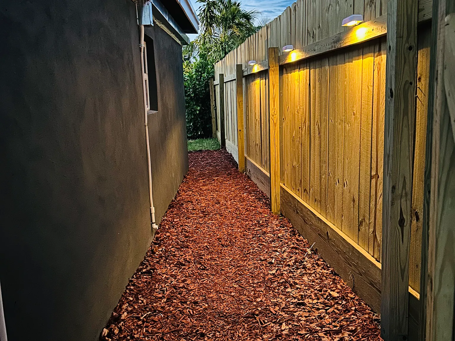 133 SW 11th Ave — Photo 4