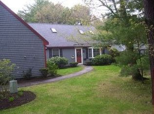 32 Ward Cir, Brunswick, ME 04011