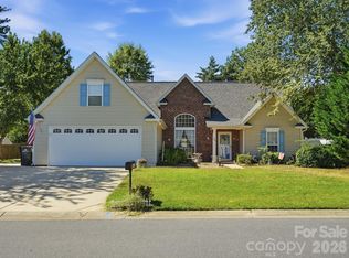 526 Kenbridge Ln, Rock Hill, SC 29732