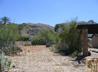 1961 S Araby Dr, Palm Springs, CA 92264
